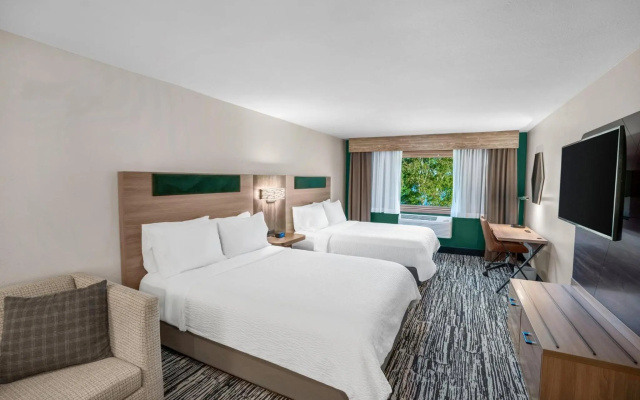 Comfort Suites