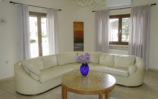 Giovanni City House near Chania Centre