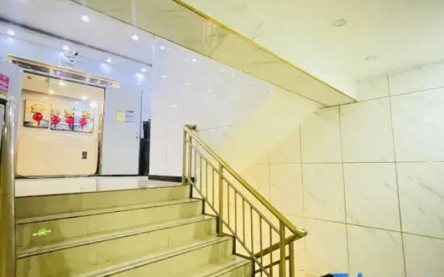 Urumqi Tianhe Hotel (Northwest Road Store)
