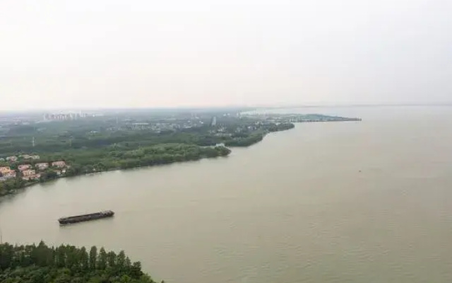 Dianshanhu Small Fishing Village Homestay