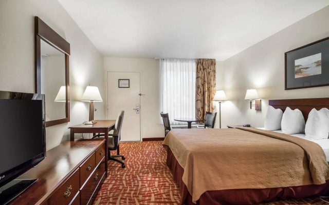 Quality Inn At Town Center