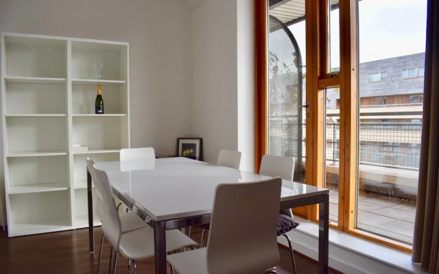 Spacious 3 Bedroom Apartment in Dublin