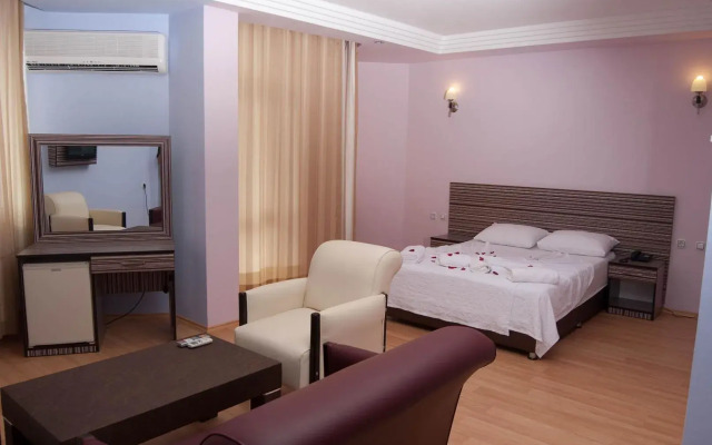 Zel Hotel