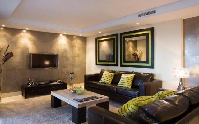 Heaven Beach Apartments, Apt 402
