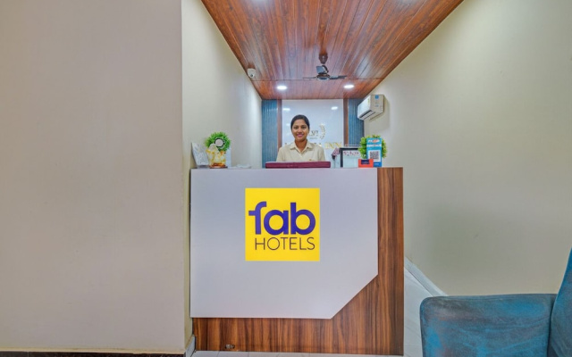 Fabhotel La Vista Inn Grand