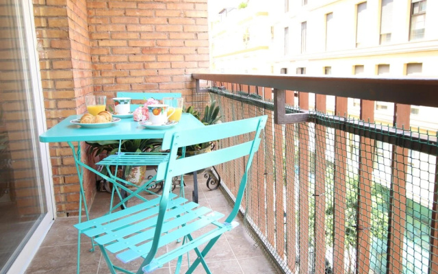 Del Parque Flats - Zamarrilla