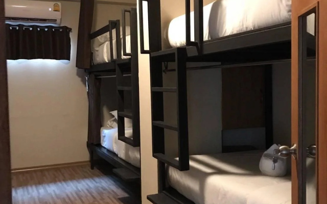 C and C Nan Hostel