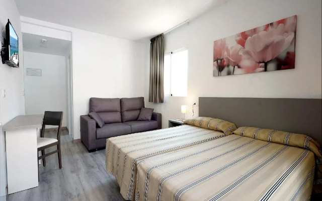 Hostal Anna Benidorm