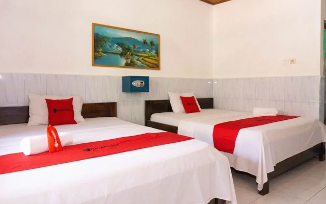 RedDoorz Near Gili Trawangan Port