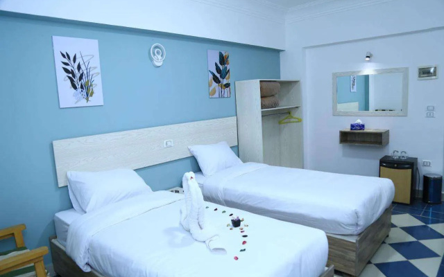 Lamera Hotel.