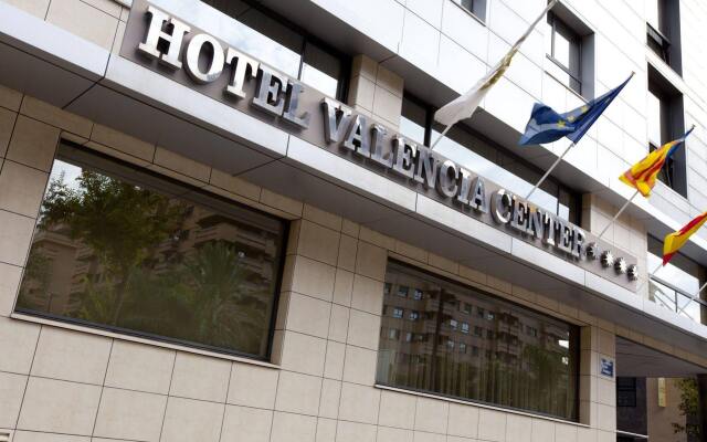 Hotel Valencia Center вид на фасад