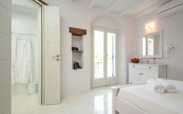 Naxian Queen Luxury Villas & Suites