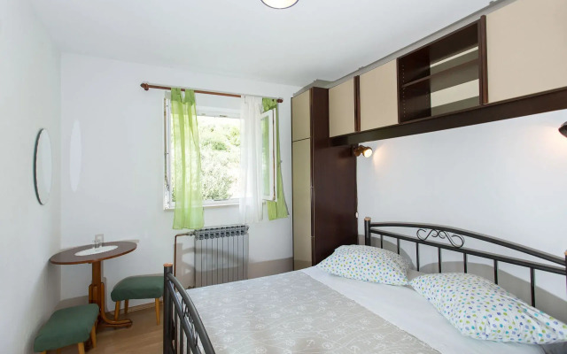 Apartment Rozari - family friendly & sea view: A1-Ivana Brela, Riviera Makarska