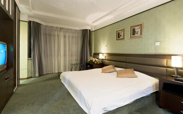 Guandu Hotel - Kunming