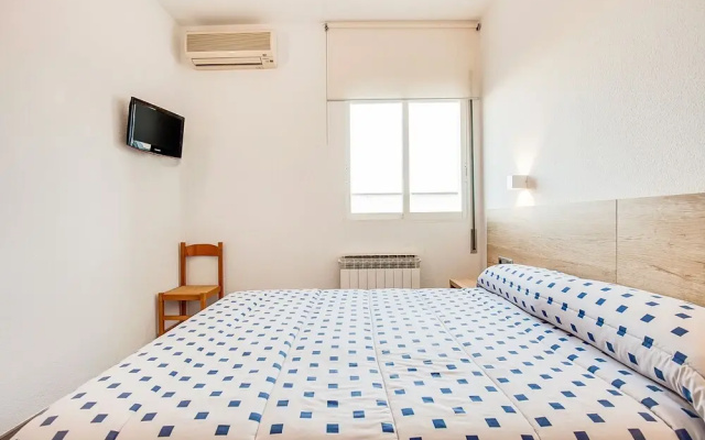 Hotel Blanc i Negre by OYO Rooms