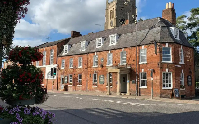 Castle Hotel
