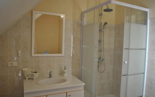 Property With 2 Bedrooms in Vou