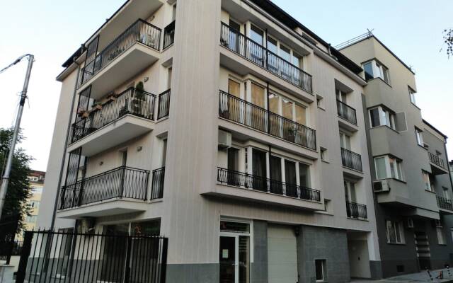 Апартаменты Baratero Club Apartments вид на фасад