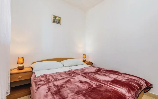 Beautiful Home in Krk With Wifi and 3 Bedrooms