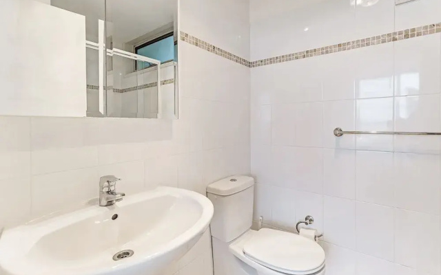Mirage, 24A Gloucester Street