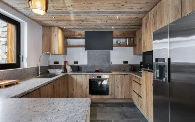 Chalet Val-d'Isère, 7 pièces, 14 personnes - FR-1-567-38