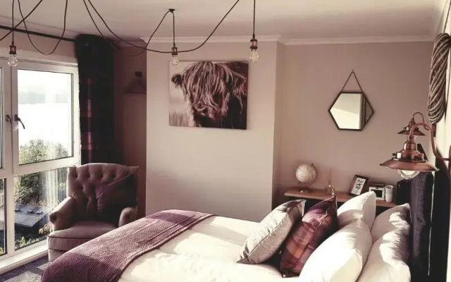 Airanloch Bed & Breakfast, Loch Ness, Adult Only