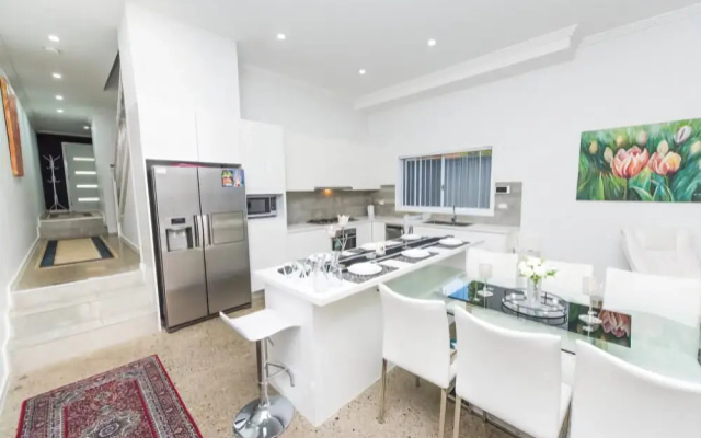 Guildford villa