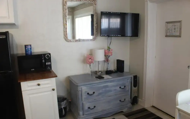 Terrace Park Suites Old Northeast by Tech Travel