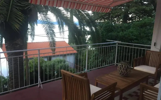 Holiday House Susac
