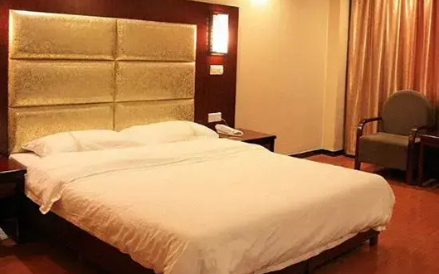 Golden Swan Hotel