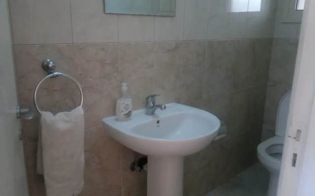 Nina's House Limassol Star