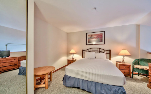 Hearthstone Lodge