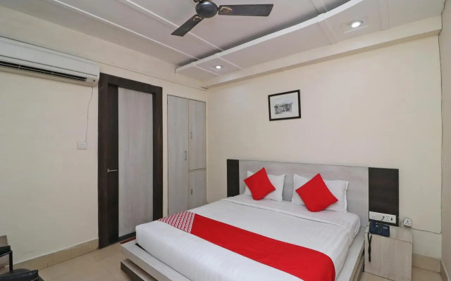 Hotel Mandiram