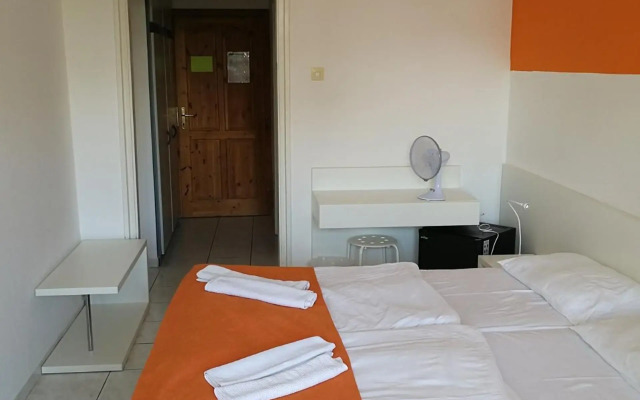 Holiday Hotel Csopak