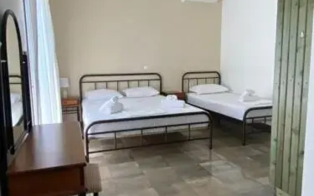 Socrates Organic Village