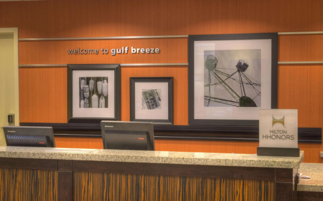 Hampton Inn & Suites Pensacola/Gulf Breeze
