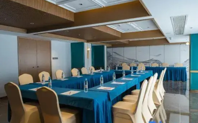 HuiLinDun ZhiYin Hotel