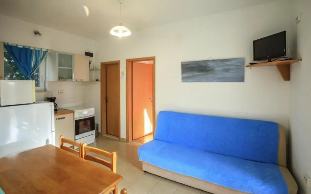 Sumartin Holiday Home Near the Beach