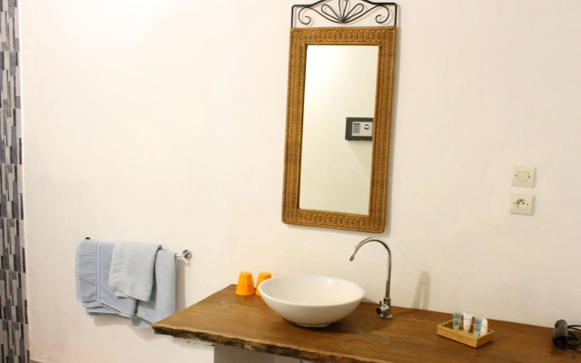B & B Mariamacounda