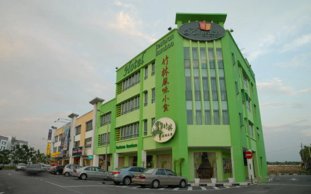 Live Com Hotel