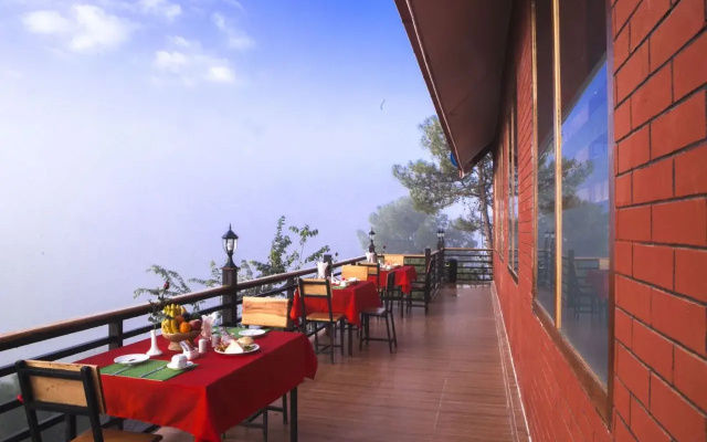 Pine Land Oasis Hotel