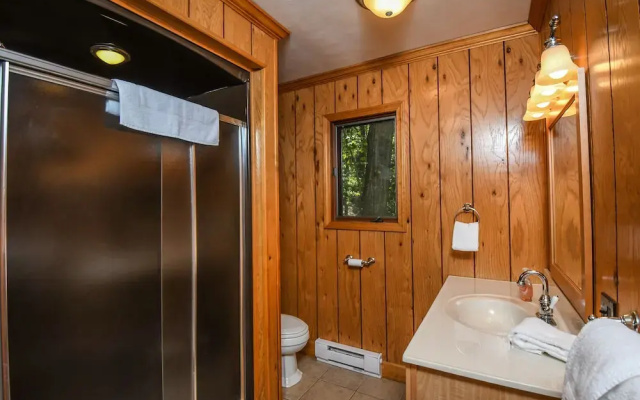 Oakleaf Lodge Holiday Home