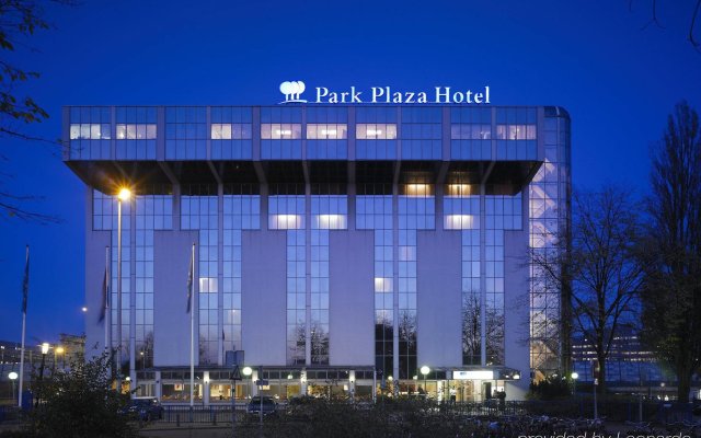 Отель Park Plaza Utrecht Нидерланды, Утрехт - 1 отзыв об отеле, цены и фото номеров - забронировать отель Park Plaza Utrecht онлайн вид на фасад