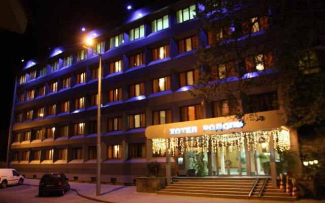 Rodopi Hotel вид на фасад