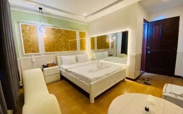 Jewel Hotel