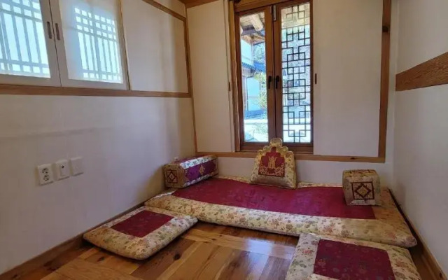 Healing Hanok Chaihyodang 1