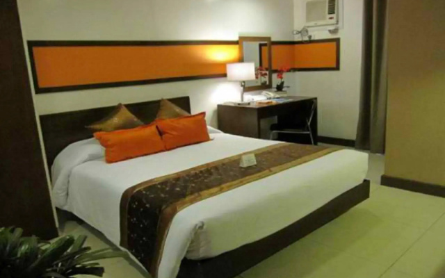 Hotel 878
