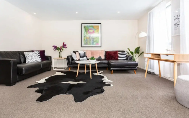 Cathedral Junction Apartment