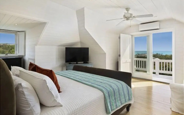 Miranda House by Eleuthera Vacation Rentals