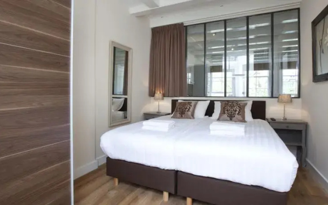Hugo Apartments